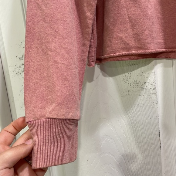 NWT! Disney Parks Walt Disney World Rose Gold Mickey Mouse Crop Sweatshirt XS - Picture 6 of 7